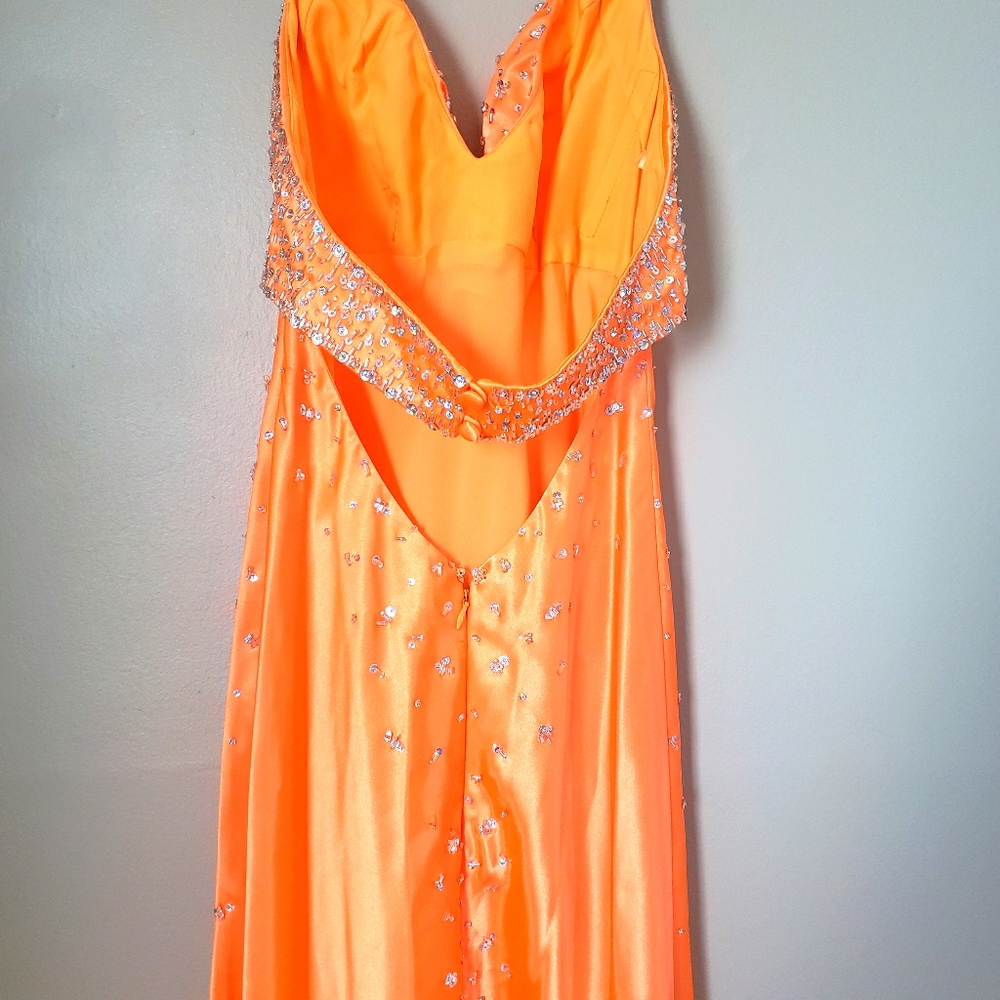 Prom Dress - Picture 3 of 8